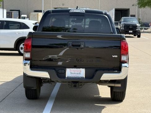 Used 2023 Toyota Tacoma SR5 RWD image 5
