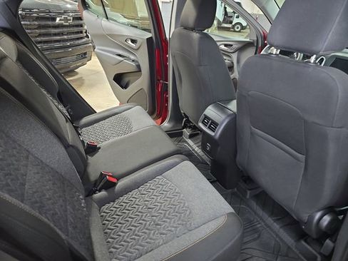 Used 2024 Chevrolet Equinox LT w/ LPO, Floor Liner Package image 11