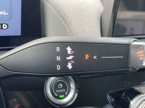 Certified 2024 Honda Prologue EX image 9