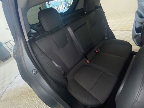 Used 2023 Buick Encore GX Select w/ Experience Buick Package FWD image 10