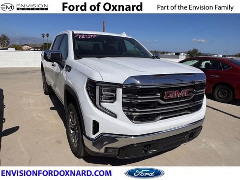 Used 2025 GMC Sierra 1500 SLT RWD image 1