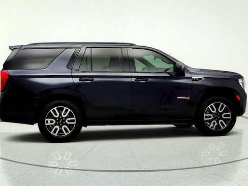 Used 2023 GMC Yukon AT4 w/ AT4 Premium Plus Package AWD/4WD image 4