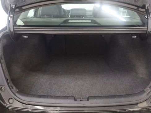 Used 2017 Honda Accord EX-L image 32