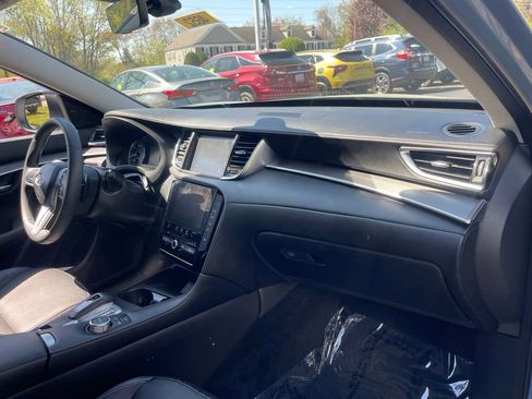 Used 2023 INFINITI QX50 Luxe AWD/4WD image 9