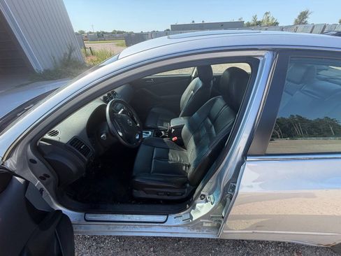Used 2012 Nissan Altima 2.5 SL w/ 2.5SL Pkg FWD image 18