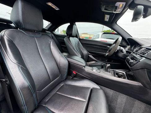 Used 2018 BMW M2 RWD image 23