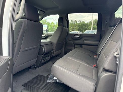 Used 2025 Chevrolet Silverado 2500 Custom w/ Custom Value Package AWD/4WD image 14