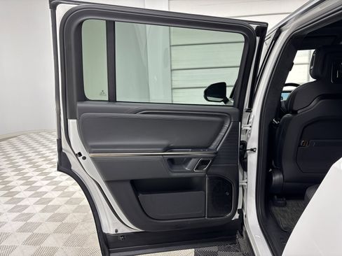 Used 2024 Rivian R1S Adventure image 17