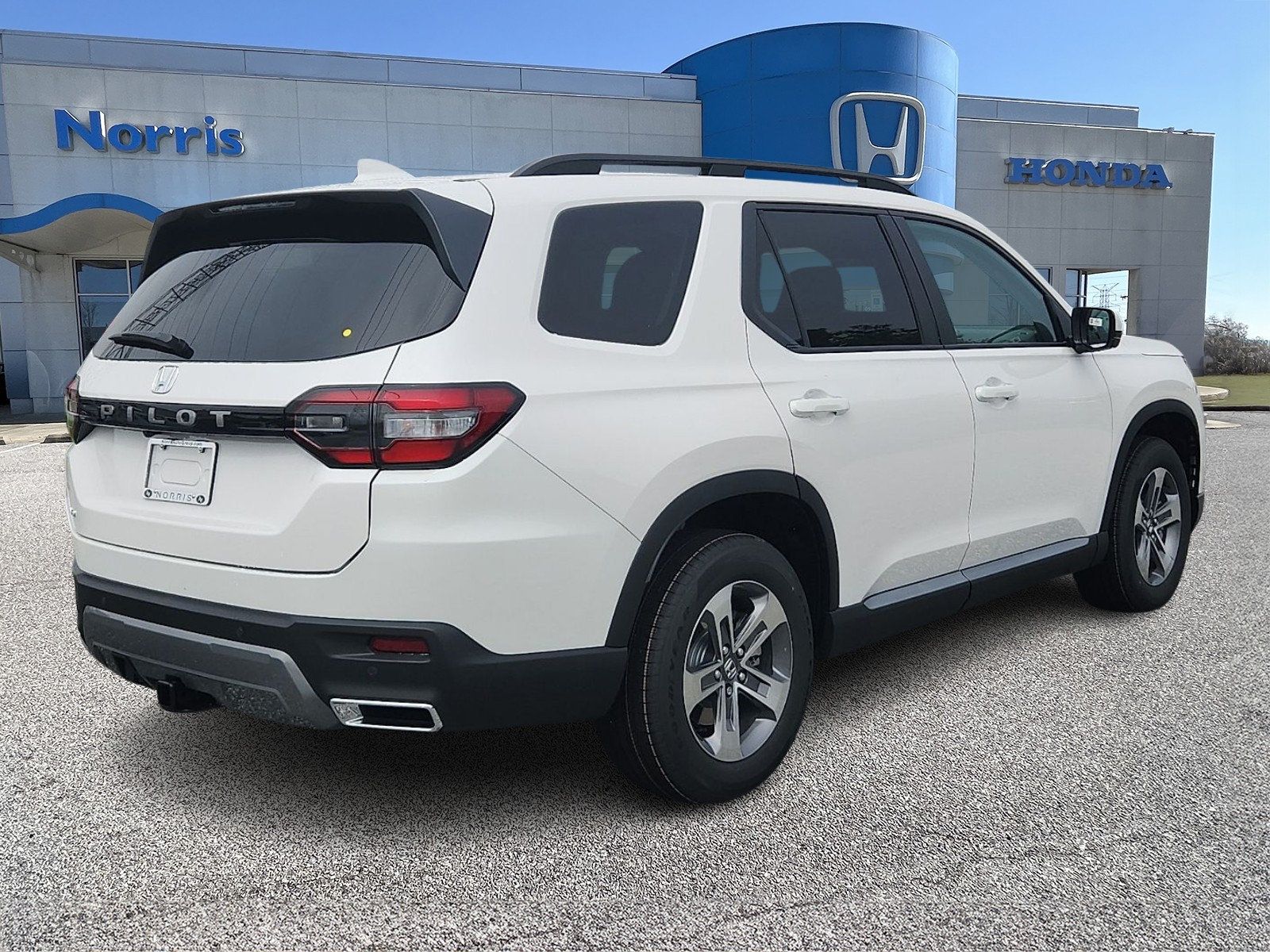 New 2026 Honda Pilot EX-L image 4