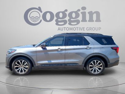 Used 2025 Ford Explorer ST-Line w/ Premium Package