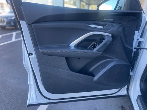 New 2025 Audi Q5 Premium Plus image 11