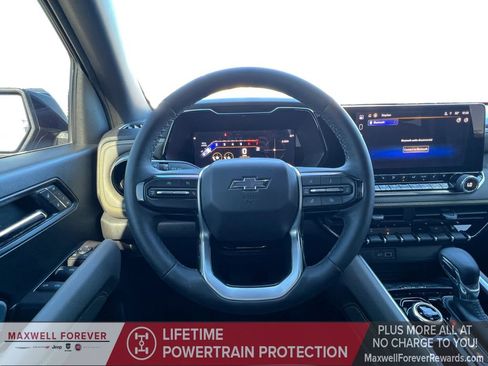 Used 2025 Chevrolet Colorado ZR2 w/ Midnight Edition image 21