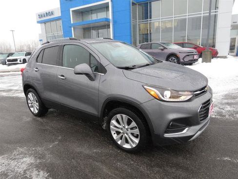 Used 2020 Chevrolet Trax Premier image 3