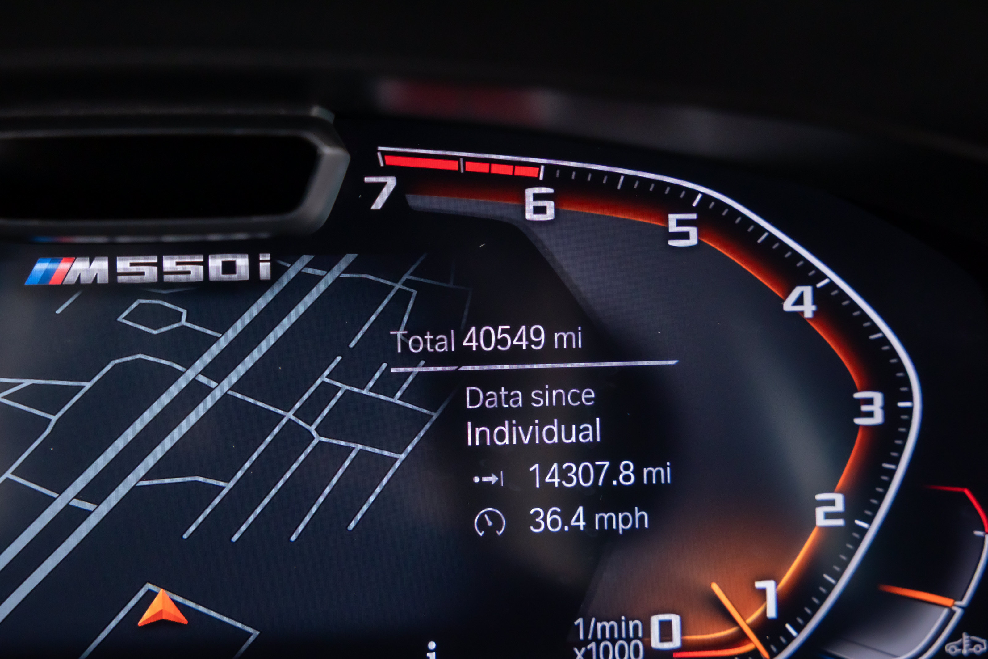 Used 2023 BMW M550i xDrive w/ Dynamic Handling Package AWD/4WD image 14