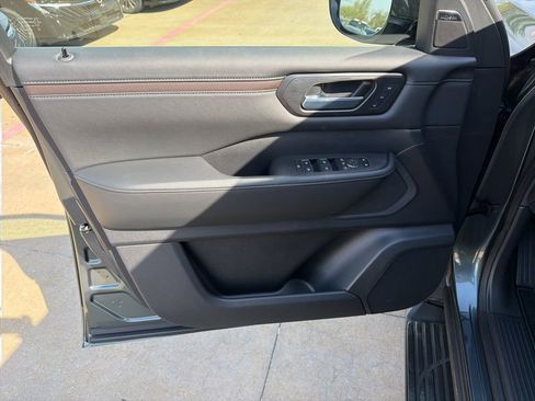 New 2026 Nissan Armada SL w/ Captain's Chari Seat Package RWD image 12