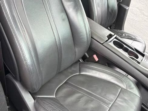 Used 2014 Lincoln MKZ AWD image 21