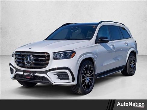 New 2026 Mercedes-Benz GLS 580 4MATIC image 1