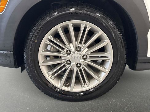 Used 2021 Hyundai Kona SEL Plus image 9