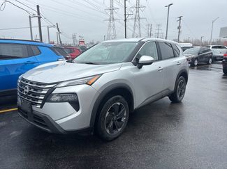 Used 2024 Nissan Rogue SV video 1