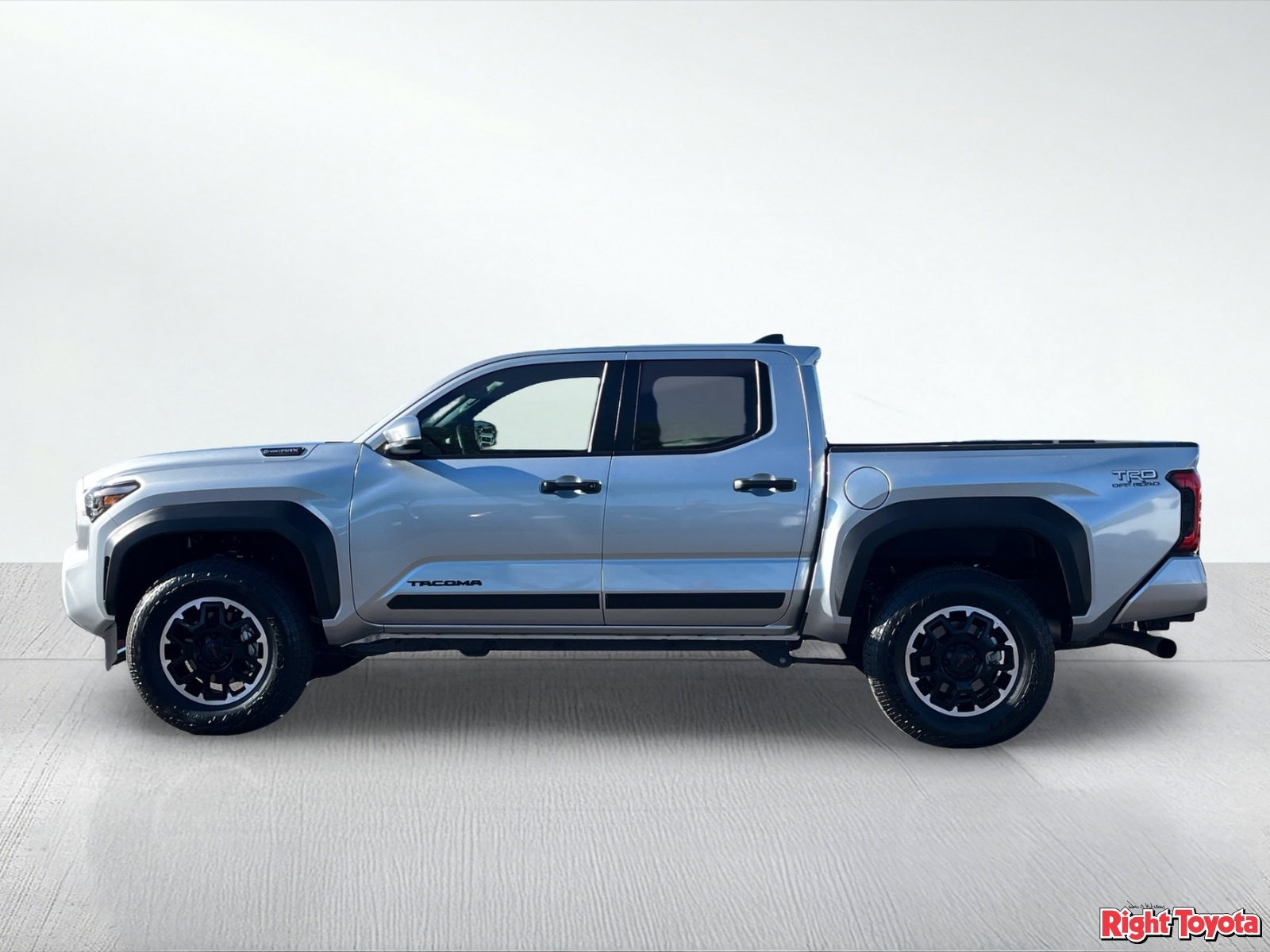 Certified 2026 Toyota Tacoma TRD Off-Road w/ TRD Off Road Upgrade Package AWD/4WD image 4