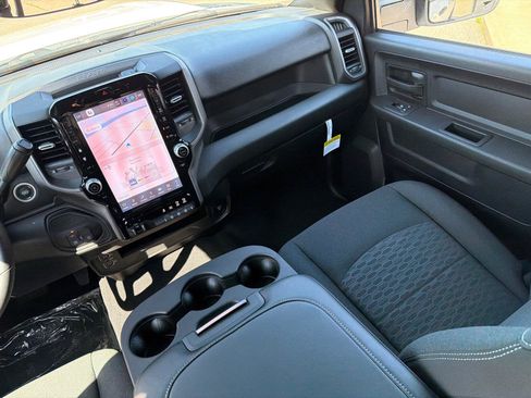 New 2026 RAM 2500 Tradesman AWD/4WD image 22