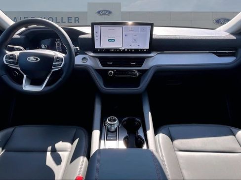 New 2026 Ford Explorer Active w/ Active Comfort Package AWD/4WD image 6