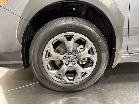 Used 2021 Subaru Crosstrek 2.5i Sport w/ Moonroof Package AWD/4WD image 2