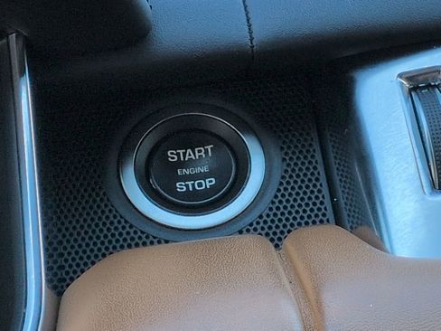 Used 2022 Land Rover Range Rover Sport SVR image 27