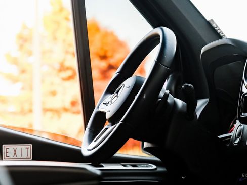 Used 2022 Mercedes-Benz Sprinter 3500 image 51