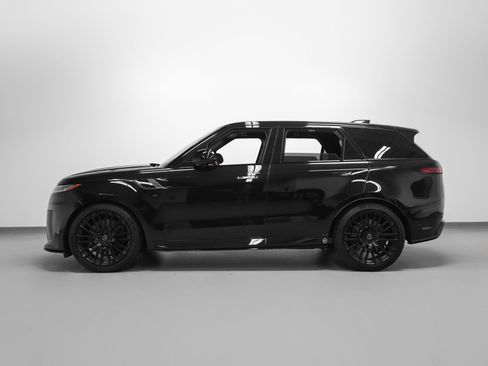 Used 2025 Land Rover Range Rover Sport SV Edition Two AWD/4WD image 2