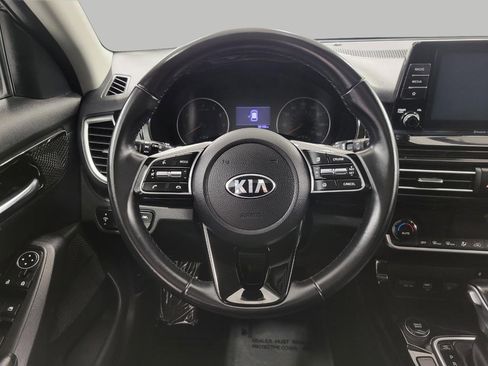 Used 2021 Kia Seltos EX image 5