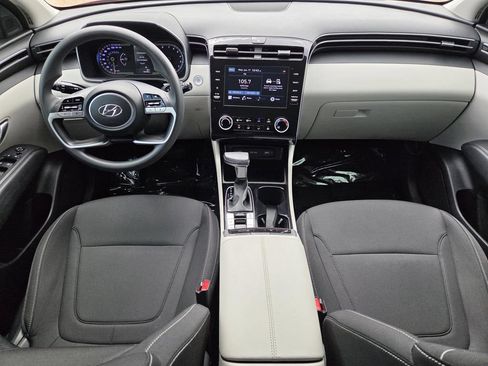 Used 2022 Hyundai Tucson SEL FWD image 9
