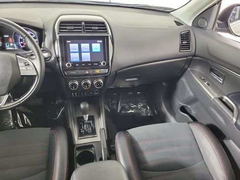 Used 2024 Mitsubishi Outlander Sport SE AWD/4WD image 17