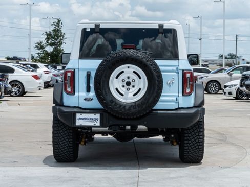 Used 2024 Ford Bronco Heritage Edition AWD/4WD image 8