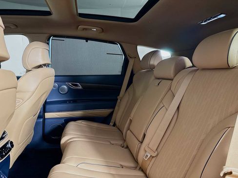 Used 2023 Genesis GV80 2.5T w/ Prestige Package image 22