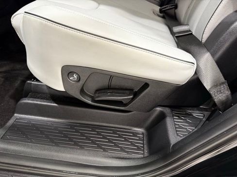 Used 2025 Hyundai Palisade SEL image 18