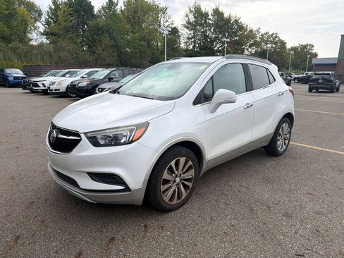 Used 2017 Buick Encore Preferred FWD image 4