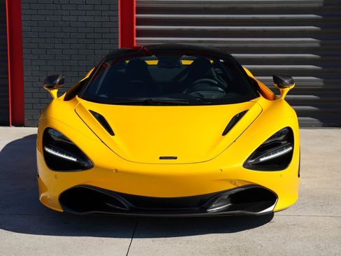 Used 2019 McLaren 720S Performance image 2