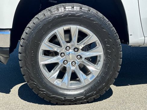 Used 2019 Chevrolet Silverado 1500 LTZ w/ LTZ Plus Package AWD/4WD image 25