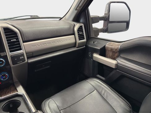 Used 2018 Ford F350 Lariat w/ Chrome Package AWD/4WD image 23
