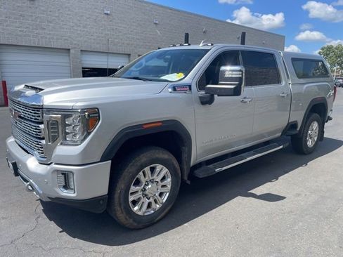 Used 2020 GMC Sierra 3500 Denali w/ Denali Ultimate Package AWD/4WD image 4
