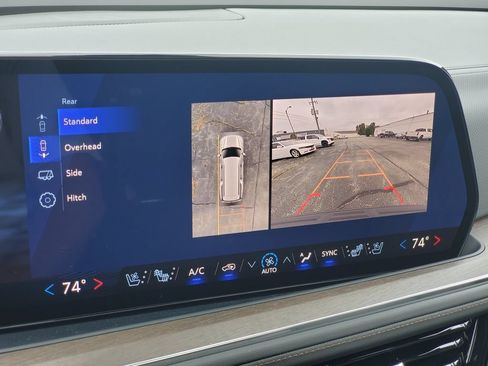 New 2026 Chevrolet Suburban High Country AWD/4WD image 19