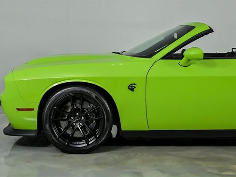 Used 2023 Dodge Challenger SRT Hellcat RWD image 7