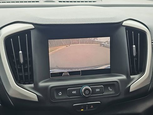 Used 2022 GMC Terrain SLE w/ Driver Convenience Package image 28