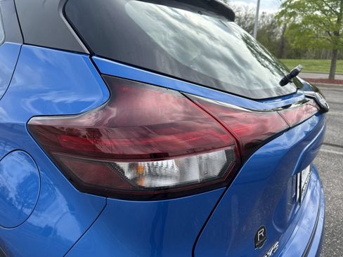 Certified 2023 Nissan Kicks SR w/ SR Premium Package FWD image 30