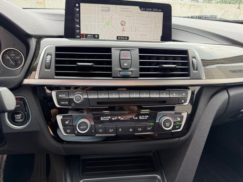 Used 2018 BMW 330i xDrive Sedan AWD/4WD image 15