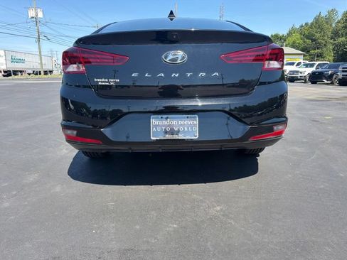 Used 2020 Hyundai Elantra SEL FWD image 27