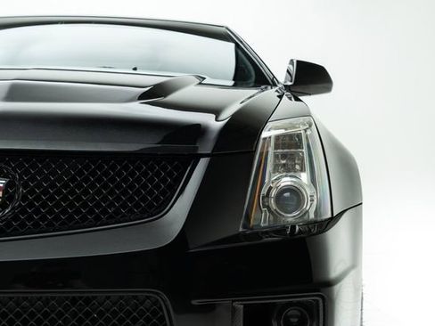 Used 2014 Cadillac CTS V image 7