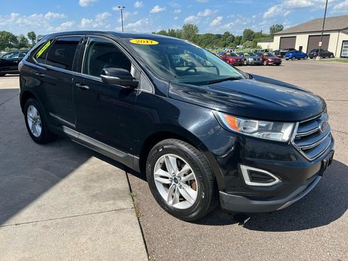 Used 2017 Ford Edge SEL w/ Equipment Group 201A AWD/4WD image 3