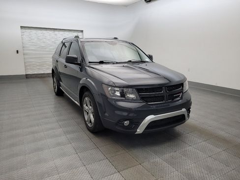 Used 2017 Dodge Journey Crossroad FWD image 13